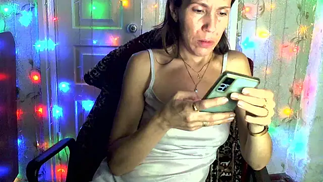 Ladywinter online show from October 27, 2025, 6:53 pm