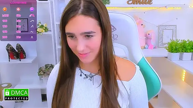  Eliizabeth  online show from September 13, 2025, 9:26 pm