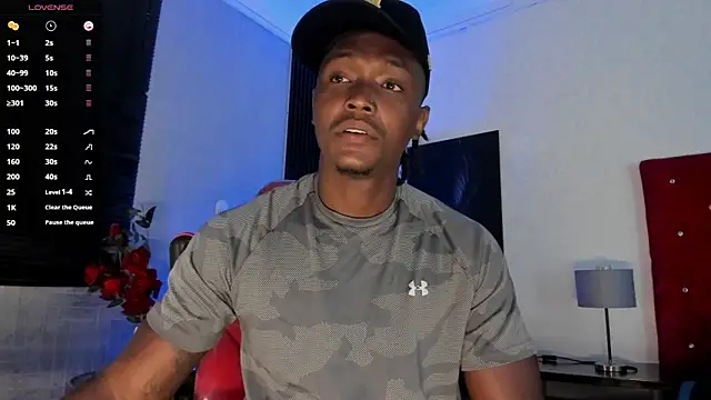 DannSmmith online show from March 22, 2026, 5:43 am