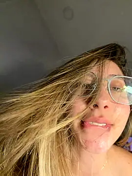 lua ferch   online show from November 23, 2025, 6:29 pm