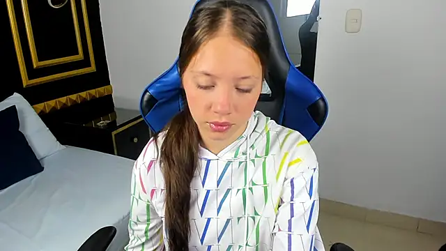 Snapshot of nataly_rodri chatting on March 8, 2025, 12:30 pm nataly rodri online show from March 8, 2025, 12:30 pm