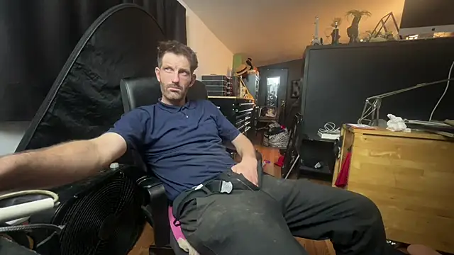 leanjamesdean online show from October 8, 2025, 4:14 am