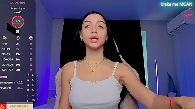 Snapshot of Kemi__Jordan chatting on September 26, 2025, 10:55 am Kemi Jordan online show from September 26, 2025, 10:55 am