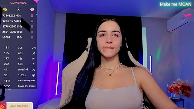 Snapshot of Kemi__Jordan chatting on November 10, 2025, 8:19 am Kemi Jordan online show from November 10, 2025, 8:19 am