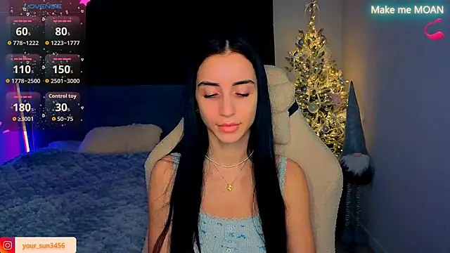 Snapshot of Kemi__Jordan chatting on December 18, 2025, 6:01 pm Kemi Jordan online show from December 18, 2025, 6:01 pm