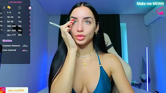 Snapshot of Kemi__Jordan chatting on September 9, 2025, 6:45 am Kemi Jordan online show from September 9, 2025, 6:45 am