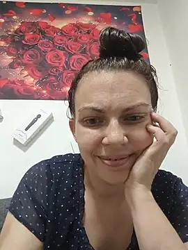 Snapshot of LEAsquirt91 chatting on June 25, 2026, 11:37 am LEAsquirt91 online show from June 25, 2026, 11:37 am