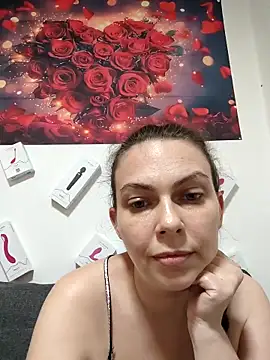 Snapshot of LEAsquirt91 chatting on May 5, 2026, 1:36 pm LEAsquirt91 online show from May 5, 2026, 1:36 pm