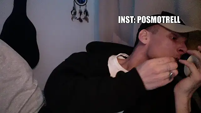 ETHAN MOORE online show from April 26, 2026, 9:23 pm