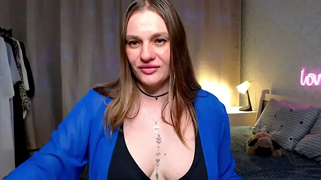 Snapshot of EndlessLustX chatting on April 21, 2026, 3:51 pm EndlessLustX online show from April 21, 2026, 3:51 pm