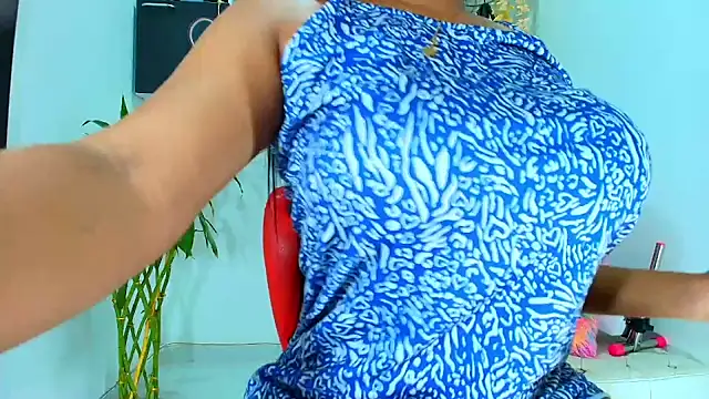 SQUIRT4UMEGAN online show from March 17, 2025, 12:46 pm