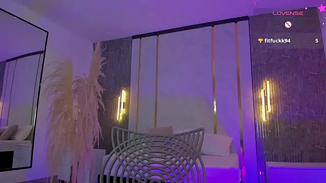 riley sierra online show from July 6, 2026, 1:07 pm