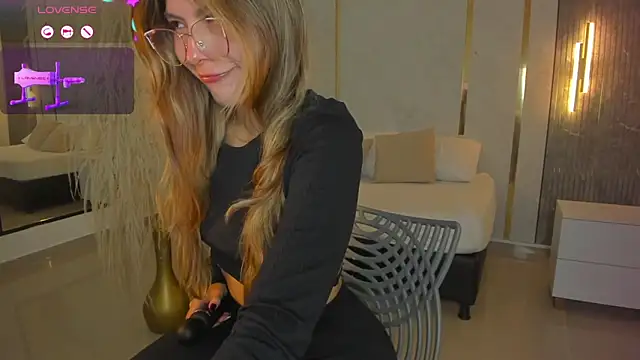 riley sierra online show from March 20, 2026, 12:39 pm