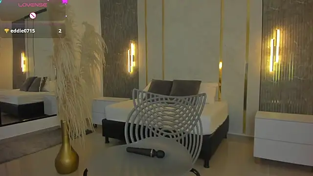 Snapshot of riley_sierra chatting on December 16, 2025, 12:31 pm riley sierra online show from December 16, 2025, 12:31 pm