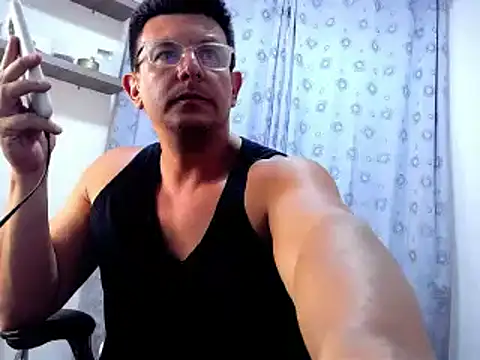 pedropicapi online show from March 11, 2025, 9:48 pm