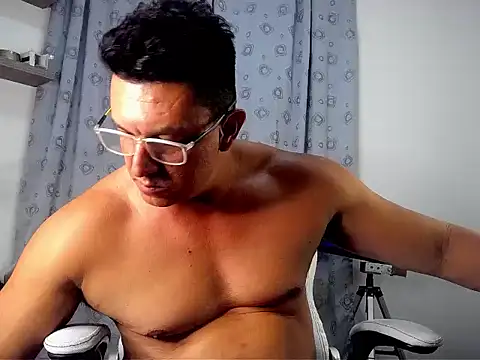 pedropicapi online show from September 15, 2025, 3:40 am