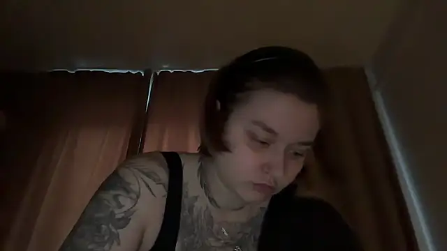 Snapshot of Isabel-Bailey chatting on July 1, 2026, 9:37 pm Isabel-Bailey online show from July 1, 2026, 9:37 pm