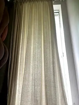 Snapshot of YesTheSexiest chatting on January 6, 2026, 11:14 am YesTheSexiest online show from January 6, 2026, 11:14 am