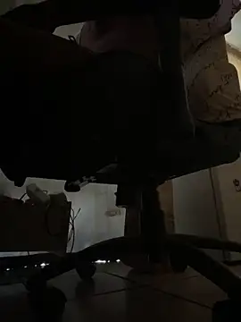 Snapshot of YesTheSexiest chatting on February 1, 2026, 4:49 pm YesTheSexiest online show from February 1, 2026, 4:49 pm