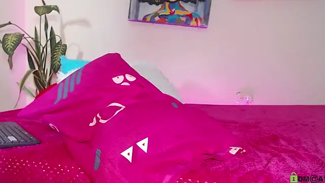 Snapshot of natasha_jm chatting on October 23, 2025, 11:36 pm natasha jm online show from October 23, 2025, 11:36 pm