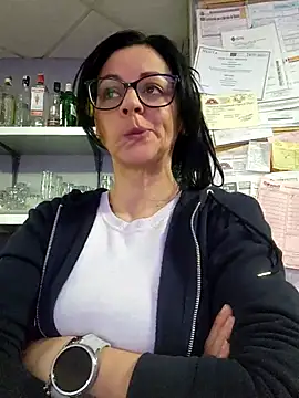 bruneta sexy23 online show from March 6, 2025, 7:25 am