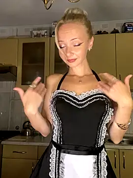 Snapshot of Kristina03 chatting on September 16, 2025, 8:21 pm Kristina03 online show from September 16, 2025, 8:21 pm