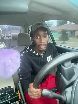 ITSONLYKENNY online show from February 14, 2025, 11:09 pm