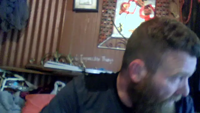 xXFeelsGoodXx online show from October 6, 2025, 7:47 pm