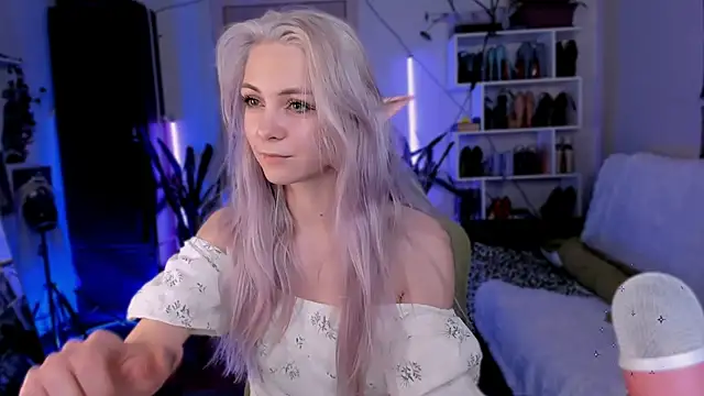 Fridart-house Fortuna online show from November 19, 2025, 7:25 pm