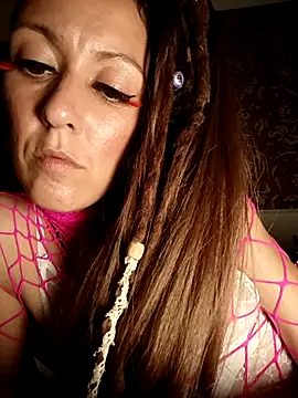 Snapshot of Terpsichore_Muse chatting on October 9, 2025, 5:57 pm Terpsichore Muse online show from October 9, 2025, 5:57 pm