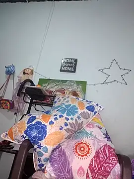 Bellota 22 Fuckme online show from February 25, 2026, 2:56 am