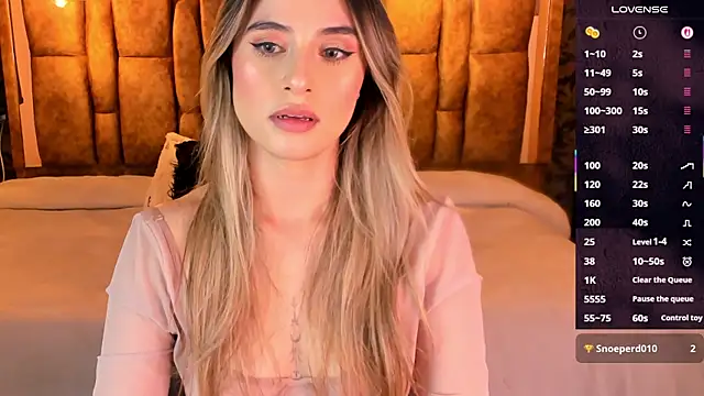 Snapshot of KiaraCarter chatting on November 11, 2025, 9:20 pm KiaraCarter online show from November 11, 2025, 9:20 pm