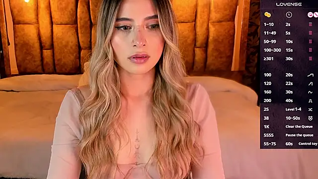 Snapshot of KiaraCarter chatting on October 30, 2025, 7:55 pm KiaraCarter online show from October 30, 2025, 7:55 pm