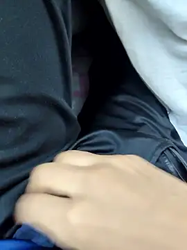 Snapshot of Horny_boy321 chatting on January 9, 2026, 7:48 am Horny boy321 online show from January 9, 2026, 7:48 am