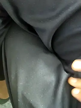 Snapshot of Horny_boy321 chatting on February 6, 2026, 6:48 pm Horny boy321 online show from February 6, 2026, 6:48 pm