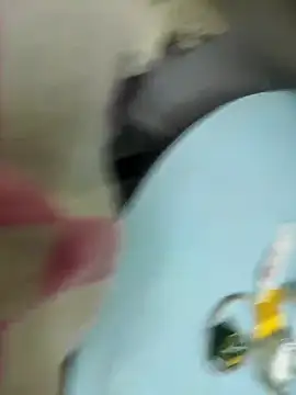 Snapshot of Horny_boy321 chatting on November 28, 2025, 8:20 pm Horny boy321 online show from November 28, 2025, 8:20 pm