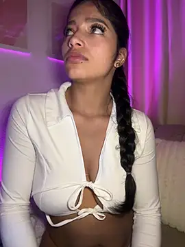 AgathaGeorgiou online show from April 8, 2026, 11:17 pm