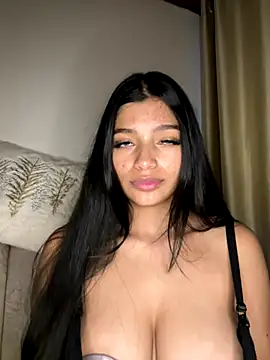 AgathaGeorgiou online show from October 20, 2025, 10:43 pm