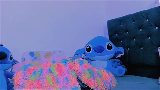 KathieBurning online show from October 25, 2025, 3:56 pm