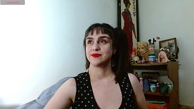 collette beaufoy  online show from October 19, 2025, 10:23 pm