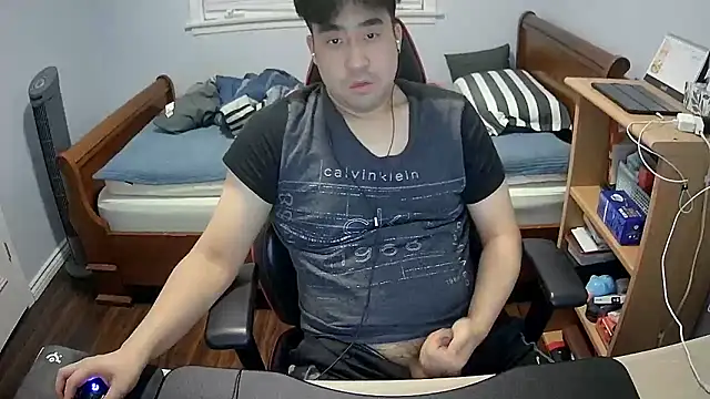 Snapshot of Koreanboy171 chatting on February 22, 2026, 5:10 am Koreanboy171 online show from February 22, 2026, 5:10 am