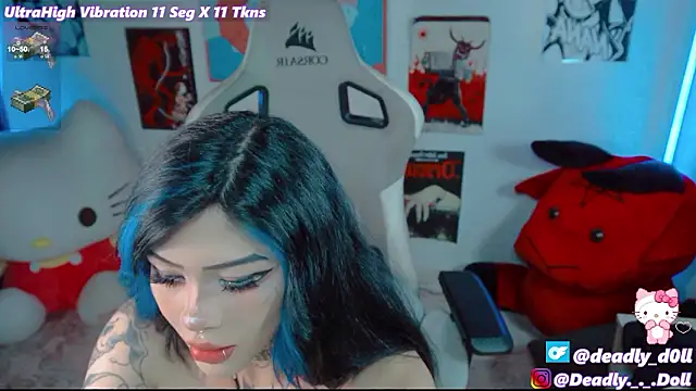 Snapshot of Deadly_Doll chatting on February 11, 2026, 9:36 pm Deadly Doll online show from February 11, 2026, 9:36 pm