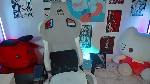 Snapshot of Deadly_Doll chatting on January 9, 2026, 9:44 pm Deadly Doll online show from January 9, 2026, 9:44 pm