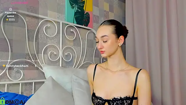 Kelly Powell online show from October 21, 2025, 11:20 am