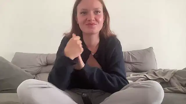 mariemelissah online show from March 27, 2026, 1:45 pm