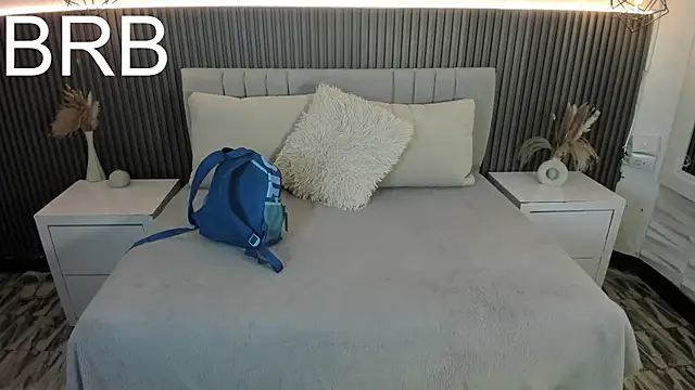 Snapshot of SHANONCLARK chatting on September 16, 2025, 7:04 pm SHANONCLARK online show from September 16, 2025, 7:04 pm