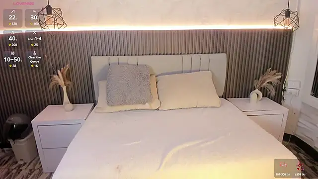 Snapshot of SHANONCLARK chatting on October 7, 2025, 7:15 pm SHANONCLARK online show from October 7, 2025, 7:15 pm