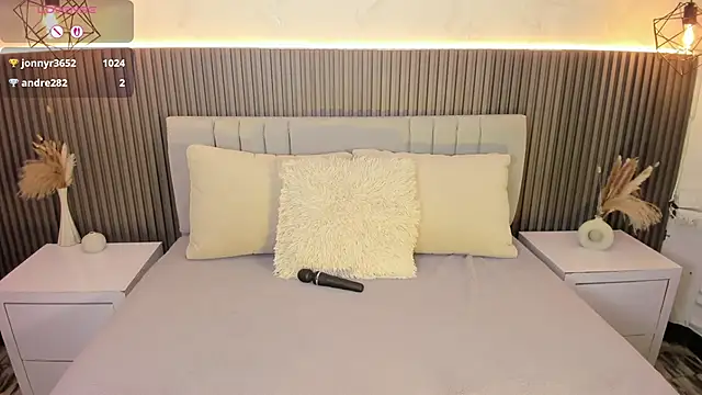 Snapshot of SHANONCLARK chatting on September 10, 2025, 11:26 pm SHANONCLARK online show from September 10, 2025, 11:26 pm