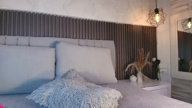 Snapshot of SHANONCLARK chatting on February 23, 2026, 7:14 pm SHANONCLARK online show from February 23, 2026, 7:14 pm