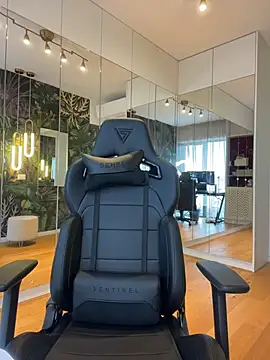 MileySin1111 online show from March 19, 2026, 1:44 pm